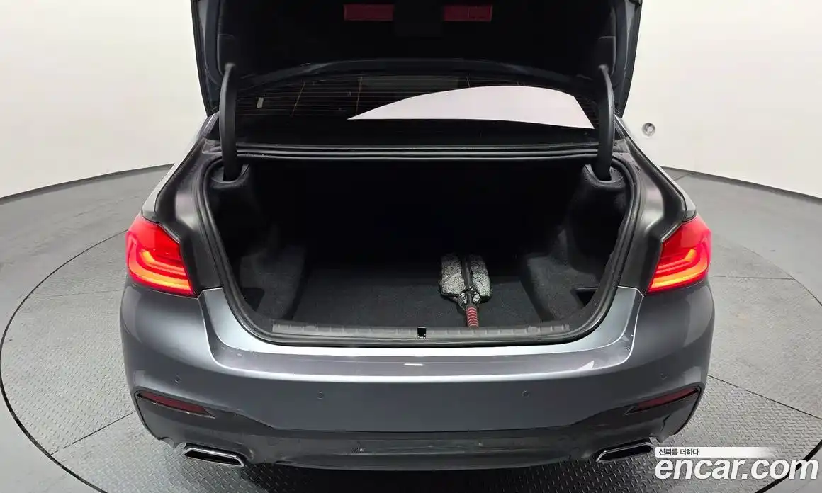 BMW 5 серия 2017 2.0 автомат (гидро), фото 20