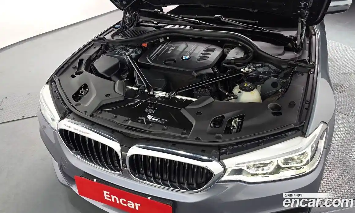 BMW 5 серия 2017 2.0 автомат (гидро), фото 6
