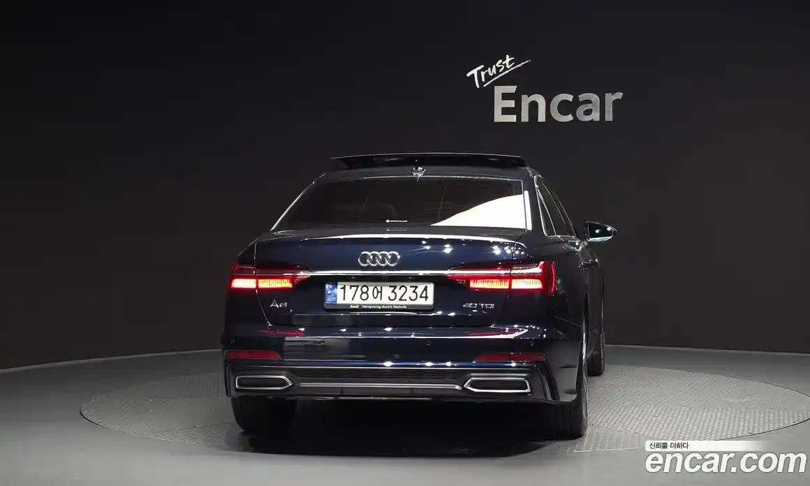 Audi A6 2023 2.0 автомат (гидро), фото 4