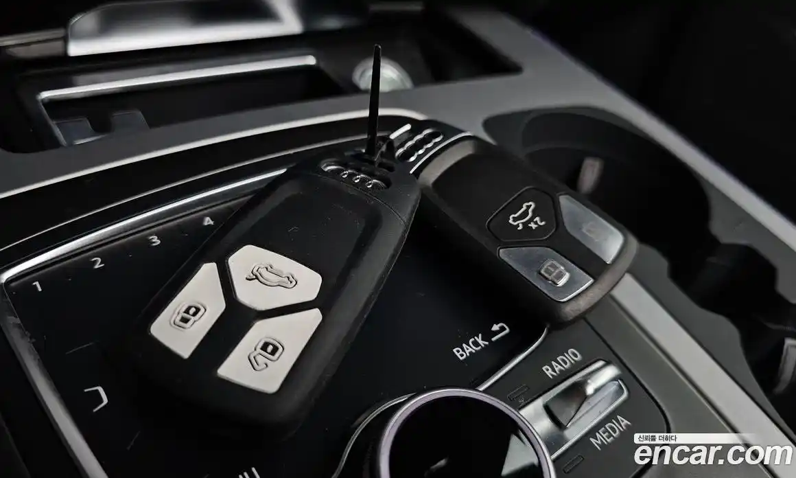 Audi Q7 2019 2.0 автомат (гидро), фото 23