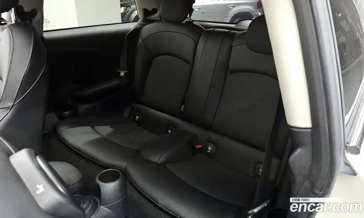 Mini Cooper 2021 2.0 автомат (гидро), фото 17