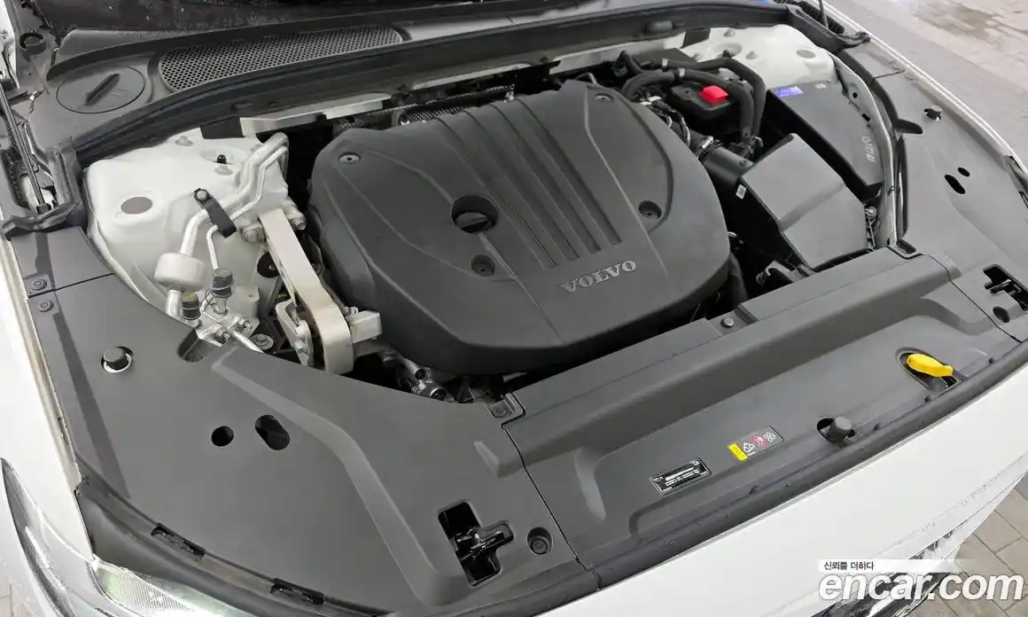 Volvo S90 2024 2.0 автомат (гидро), фото 6