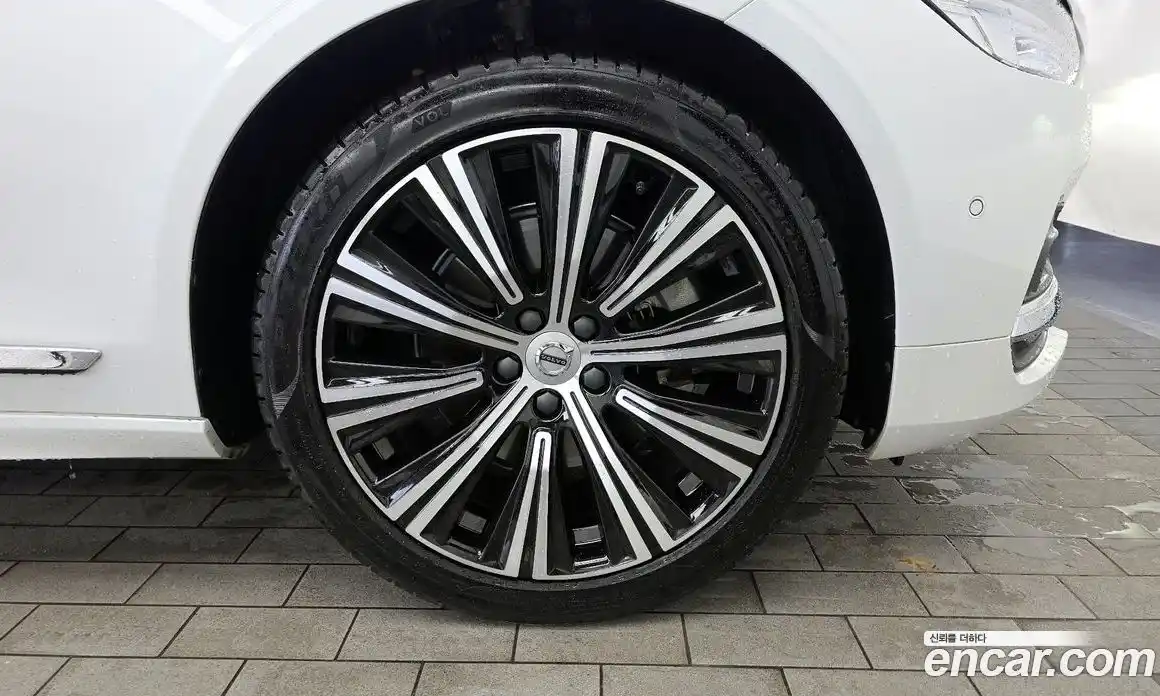 Volvo S90 2024 2.0 автомат (гидро), фото 7