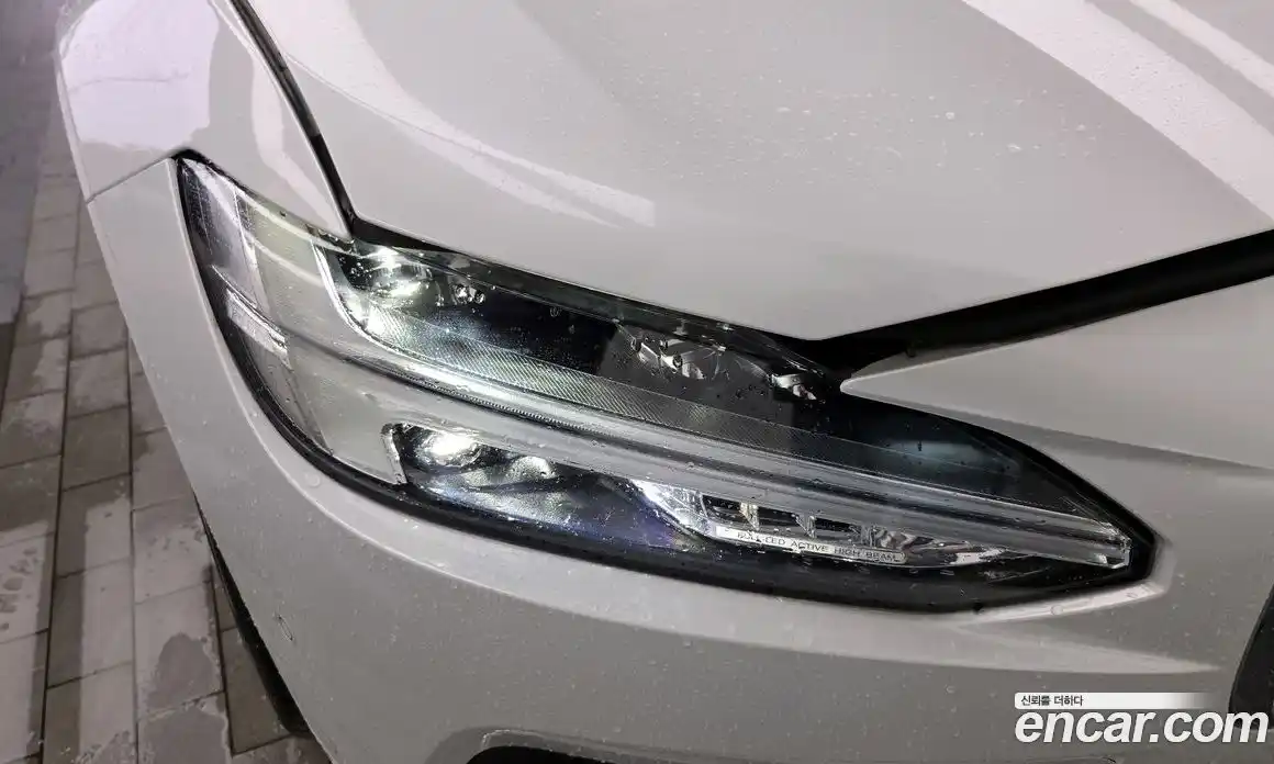 Volvo S90 2024 2.0 автомат (гидро), фото 8