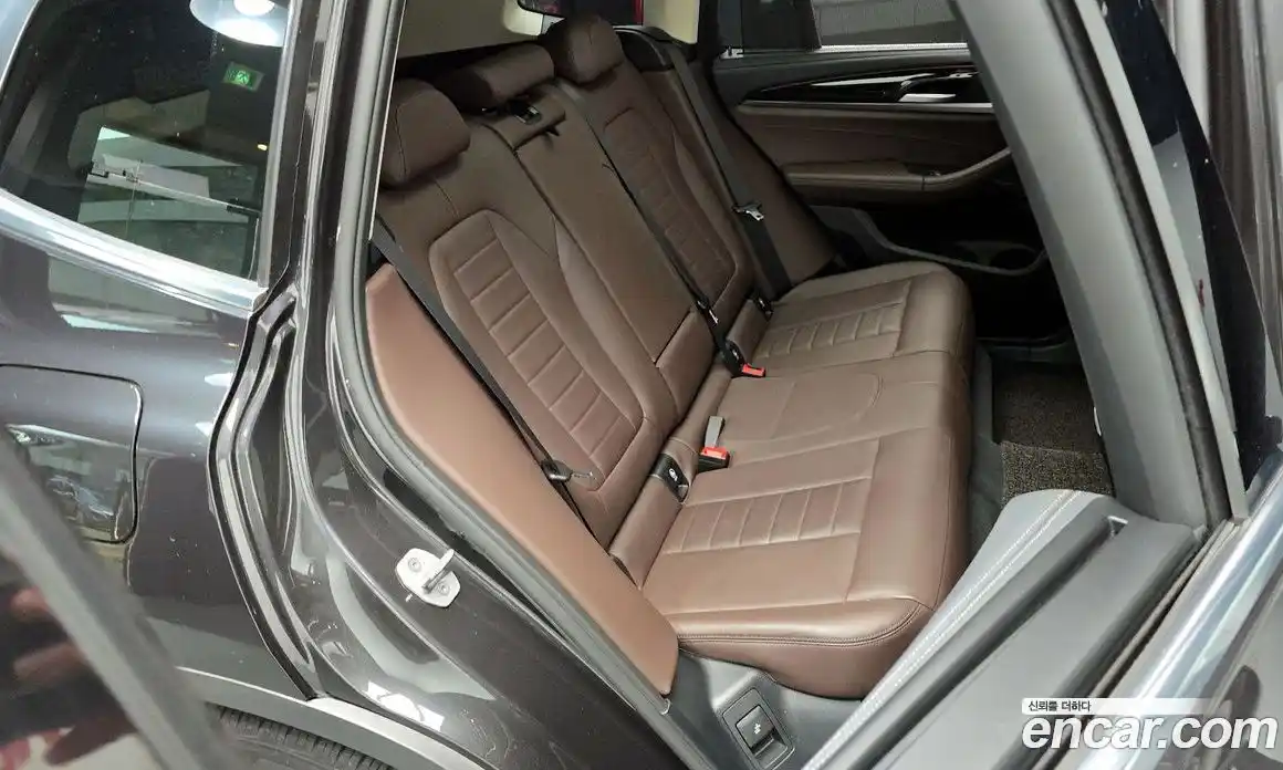 BMW X3 2021 2.0 автомат (гидро), фото 12