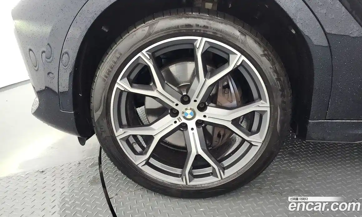 BMW X6 2021 3.0 автомат (гидро), фото 5