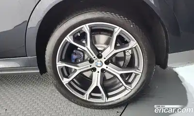 BMW X6 2021 3.0 автомат (гидро), миниатюра 7