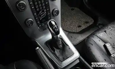 Volvo V40 2018 2.0 автомат (гидро), миниатюра 12