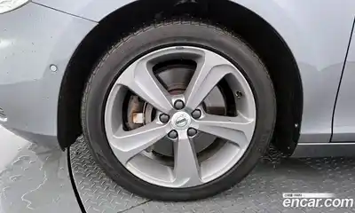 Volvo V40 2018 2.0 автомат (гидро), миниатюра 5