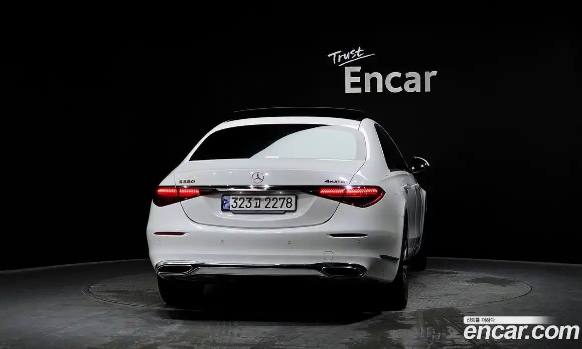 Mercedes-Benz S-Class 2024 3.0 автомат (гидро), фото 4