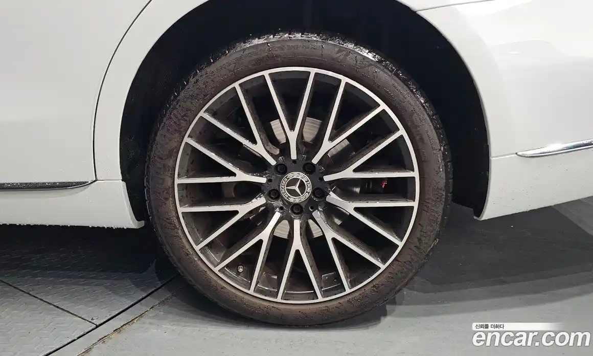 Mercedes-Benz S-Class 2024 3.0 автомат (гидро), фото 7