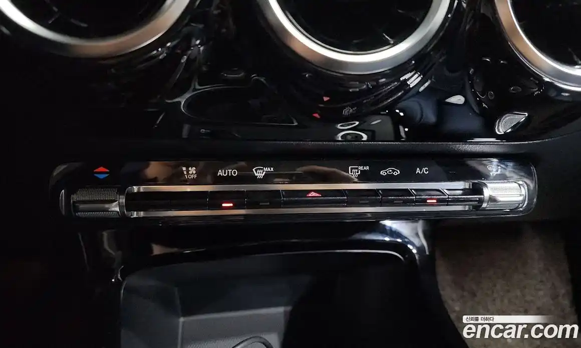 Mercedes-Benz A-Class 2019 2.0 гидро, фото 27 Mercedes-Benz A-Class 2019 2.0 гидро, фото 27
