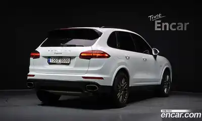 Porsche Cayenne 2017 3.0 автомат (гидро), миниатюра 2
