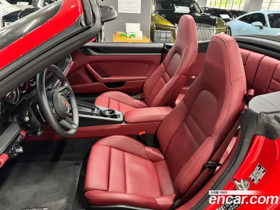 Porsche 911 2024 3.0 автомат (гидро), фото 8