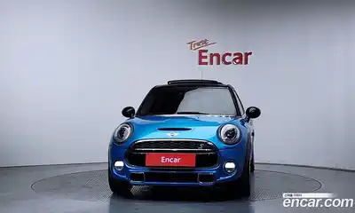Mini Cooper 2015 2.0 автомат (гидро), миниатюра 3
