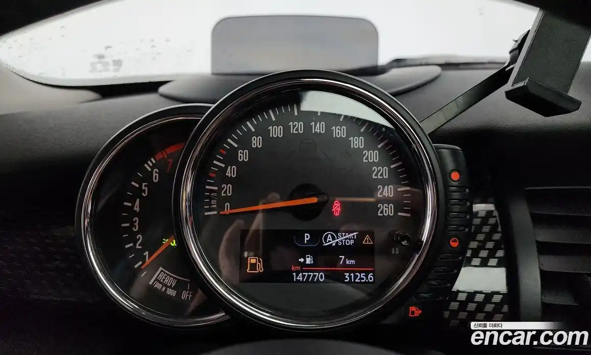 Mini Cooper 2015 2.0 автомат (гидро), фото 8