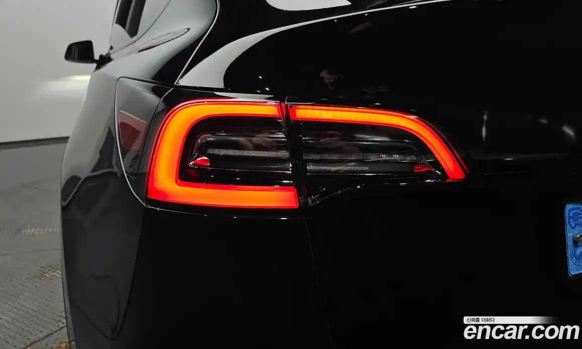 Tesla Model Y 2024 0.2 гидро, фото 8