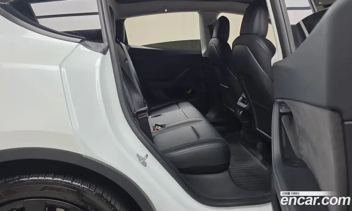 Tesla Model Y 2022 0.2 гидро, фото 17