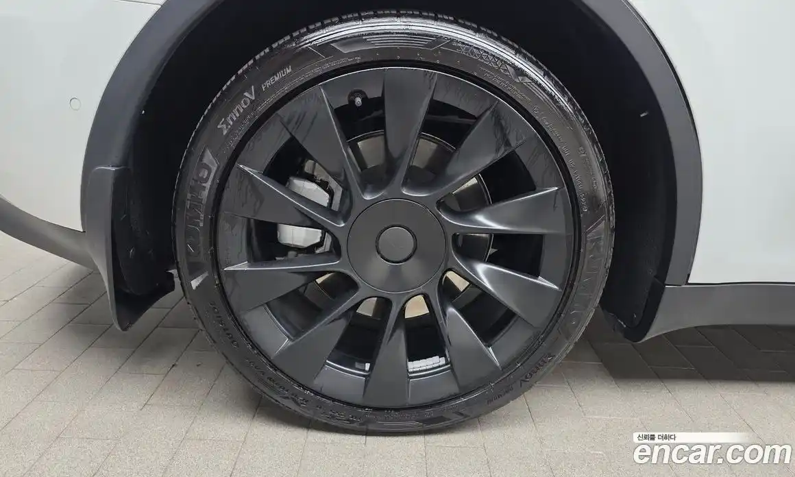 Tesla Model Y 2022 0.2 гидро, фото 5