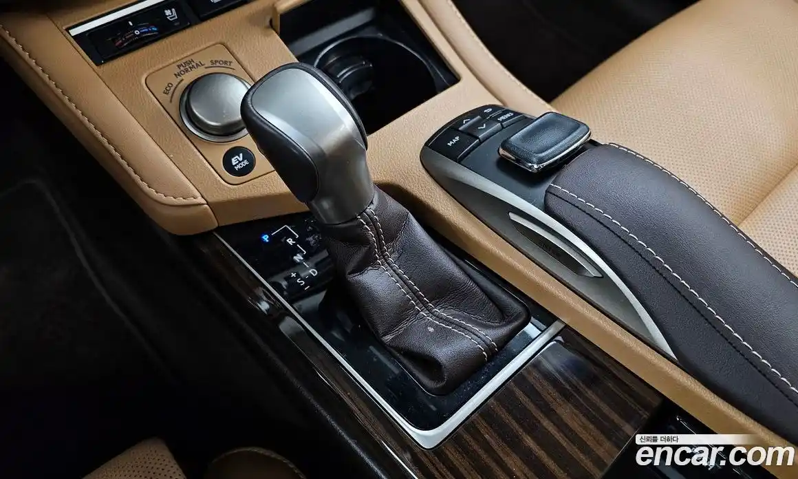 Lexus ES 2017 2.5 гидро, фото 12