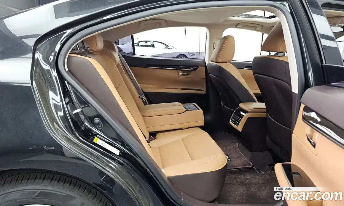 Lexus ES 2017 2.5 гидро, фото 18