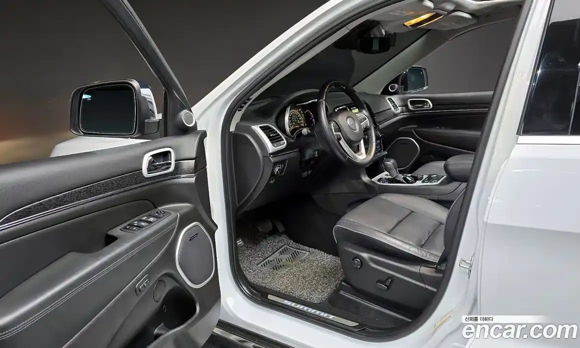 Jeep Cherokee 2021 3.6 автомат (гидро), фото 13