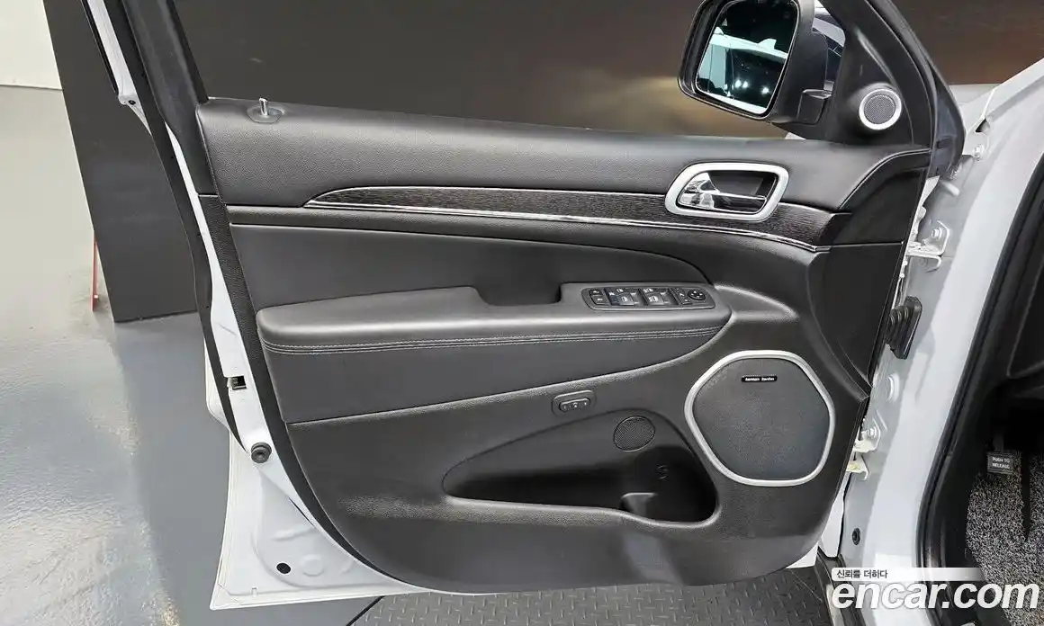 Jeep Cherokee 2021 3.6 автомат (гидро), фото 14