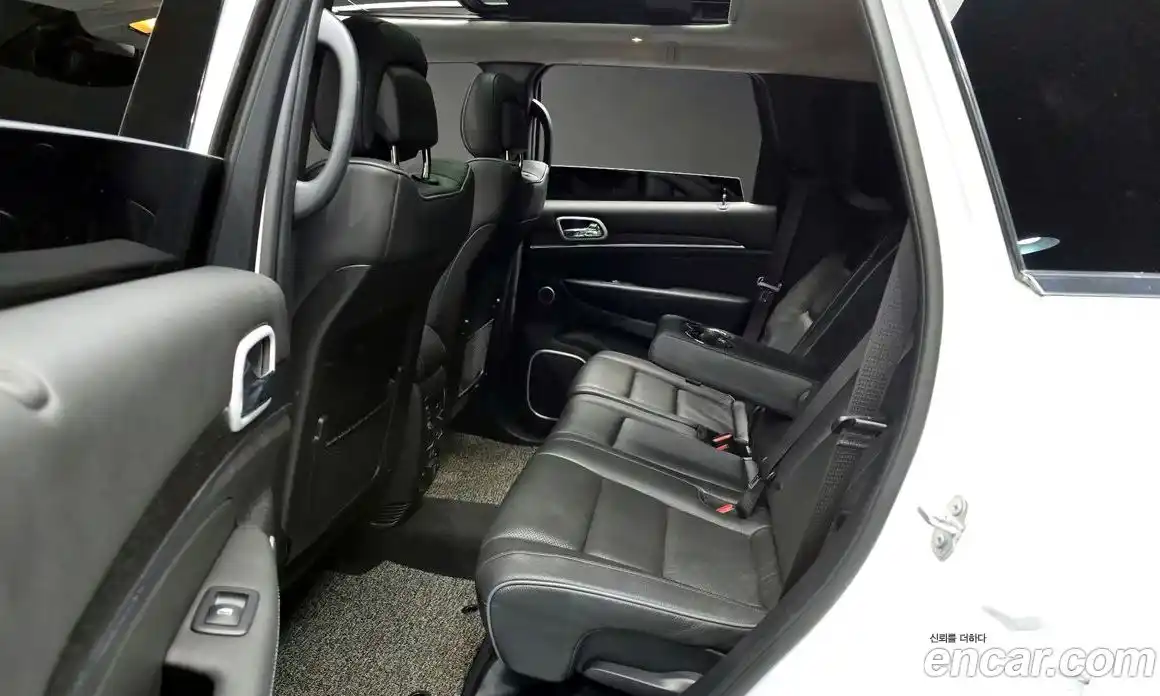 Jeep Cherokee 2021 3.6 автомат (гидро), фото 17