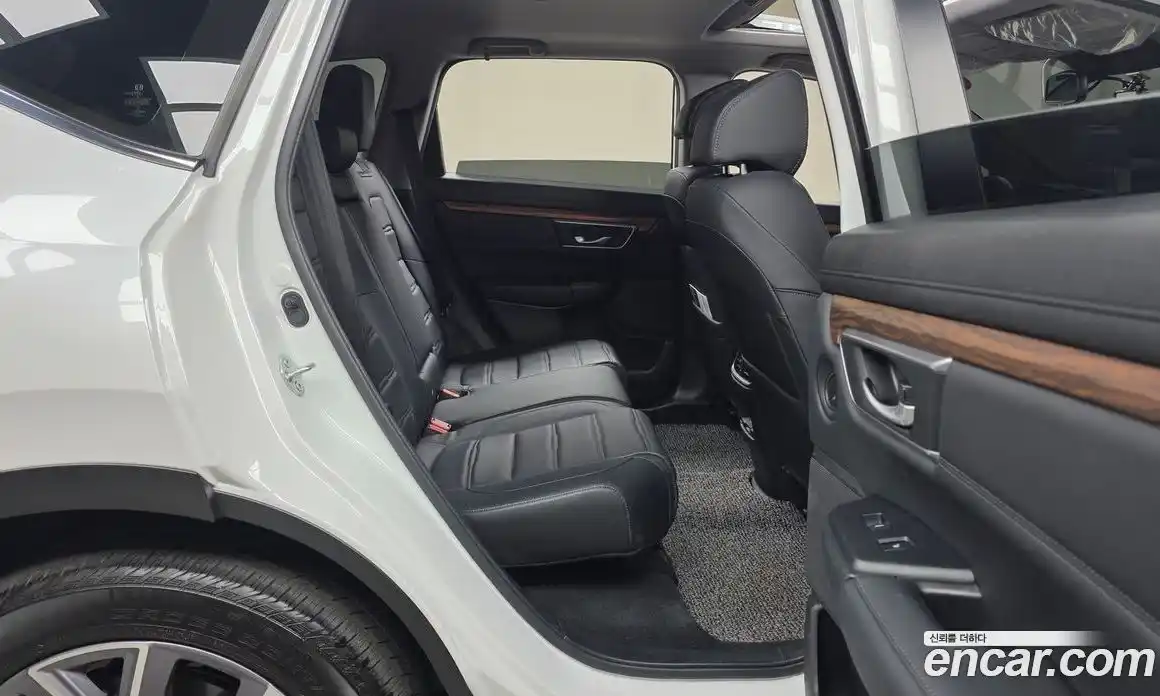 Honda CR-V 2022 2.0 автомат (гидро), фото 17