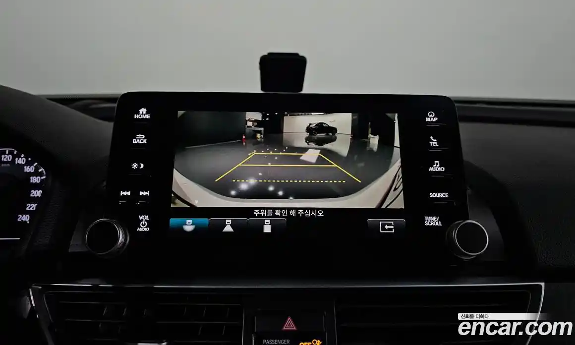 Honda Accord 2019 2.0 автомат (гидро), фото 19