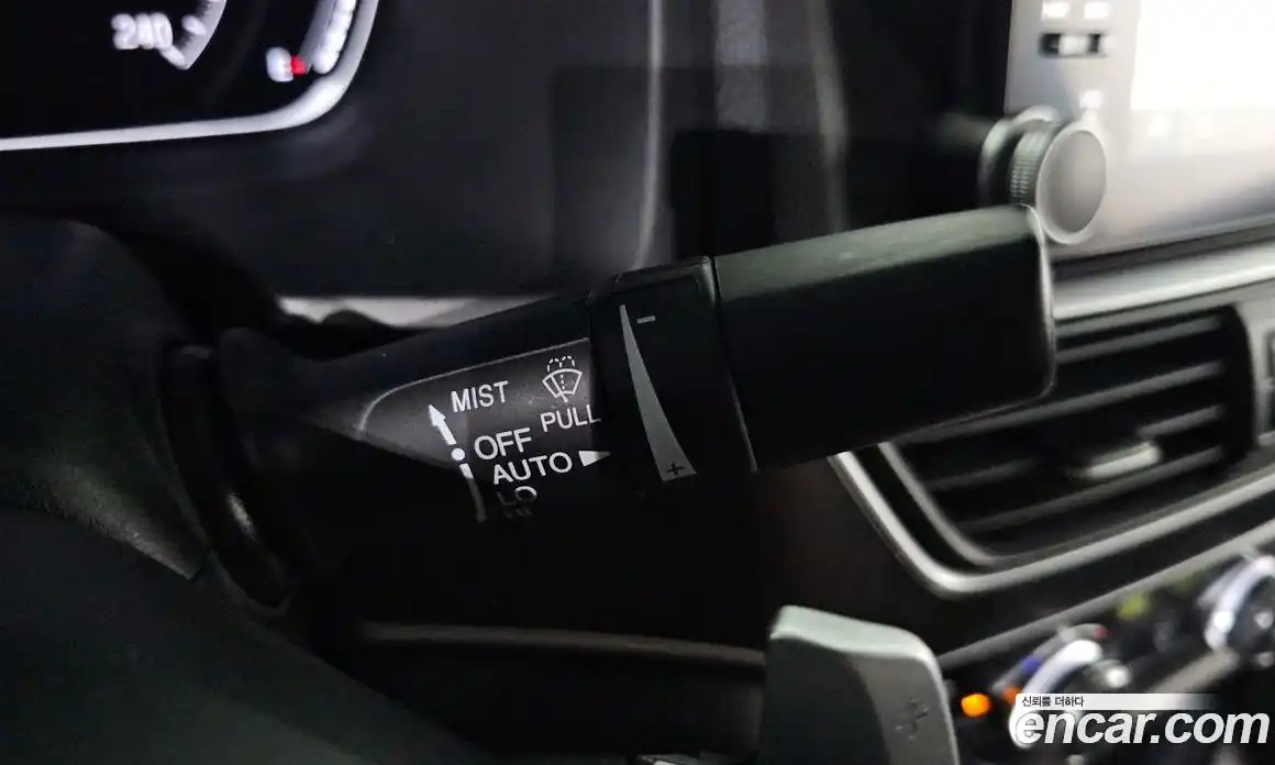 Honda Accord 2019 2.0 автомат (гидро), фото 26