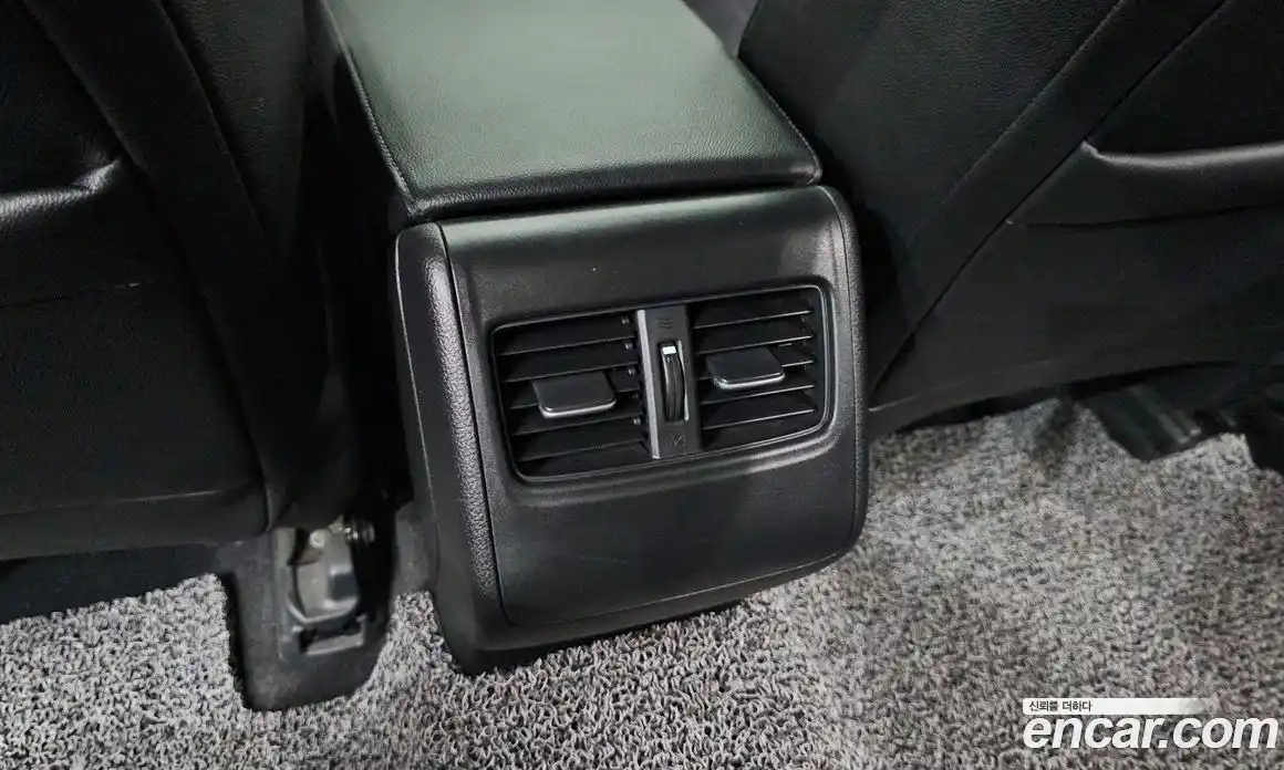 Honda Accord 2019 2.0 автомат (гидро), фото 29