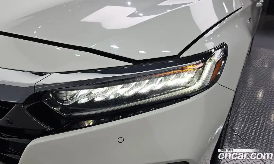 Honda Accord 2019 2.0 автомат (гидро), фото 7