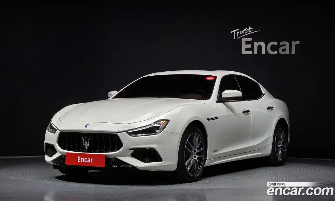 Maserati Ghibli 2021 2.0 гидро, фото 1