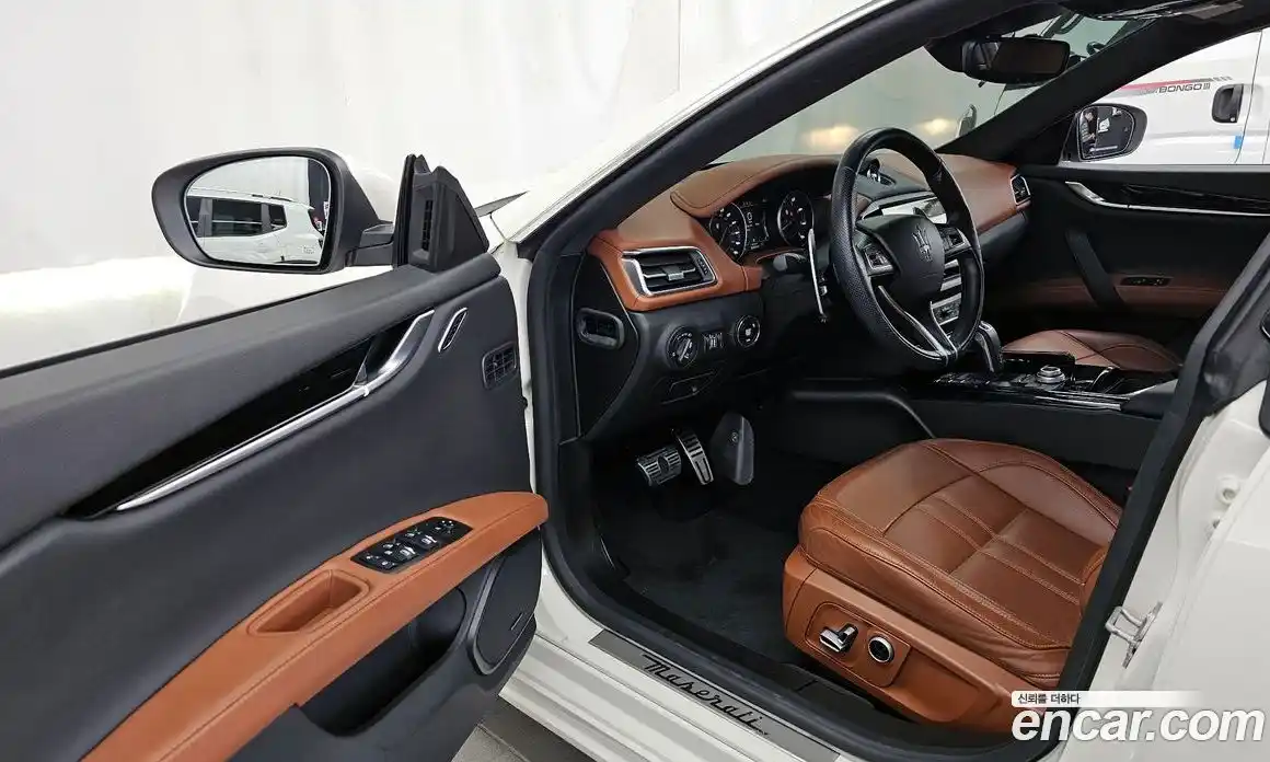 Maserati Ghibli 2021 2.0 гидро, фото 13