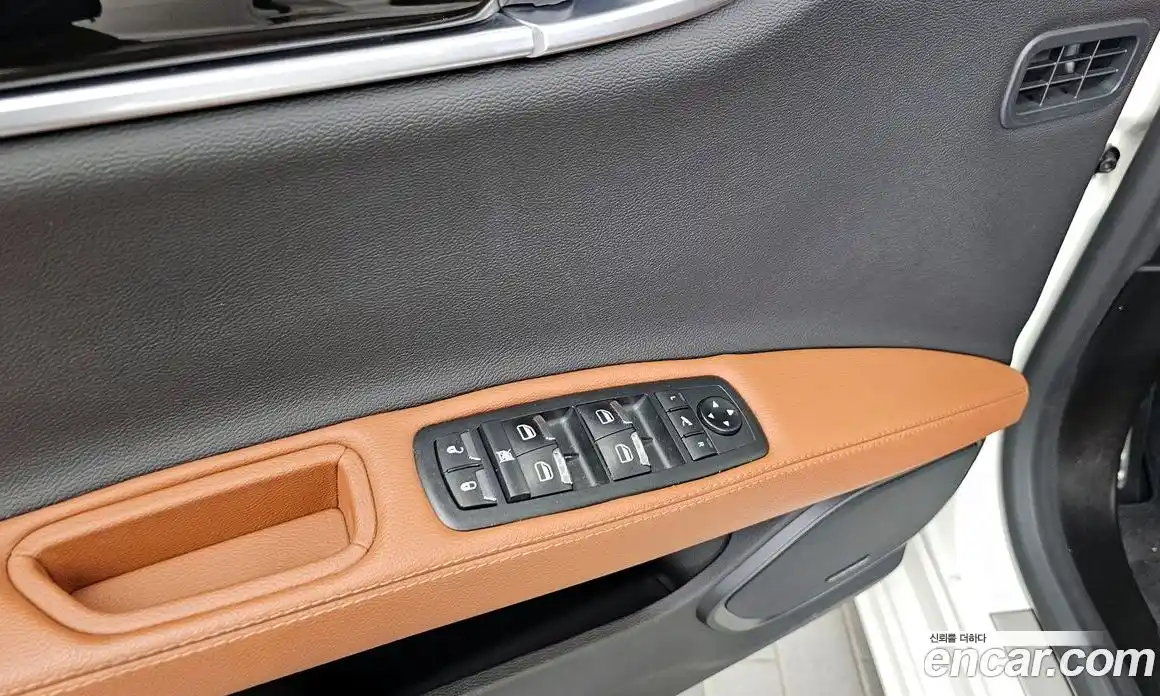 Maserati Ghibli 2021 2.0 гидро, фото 30