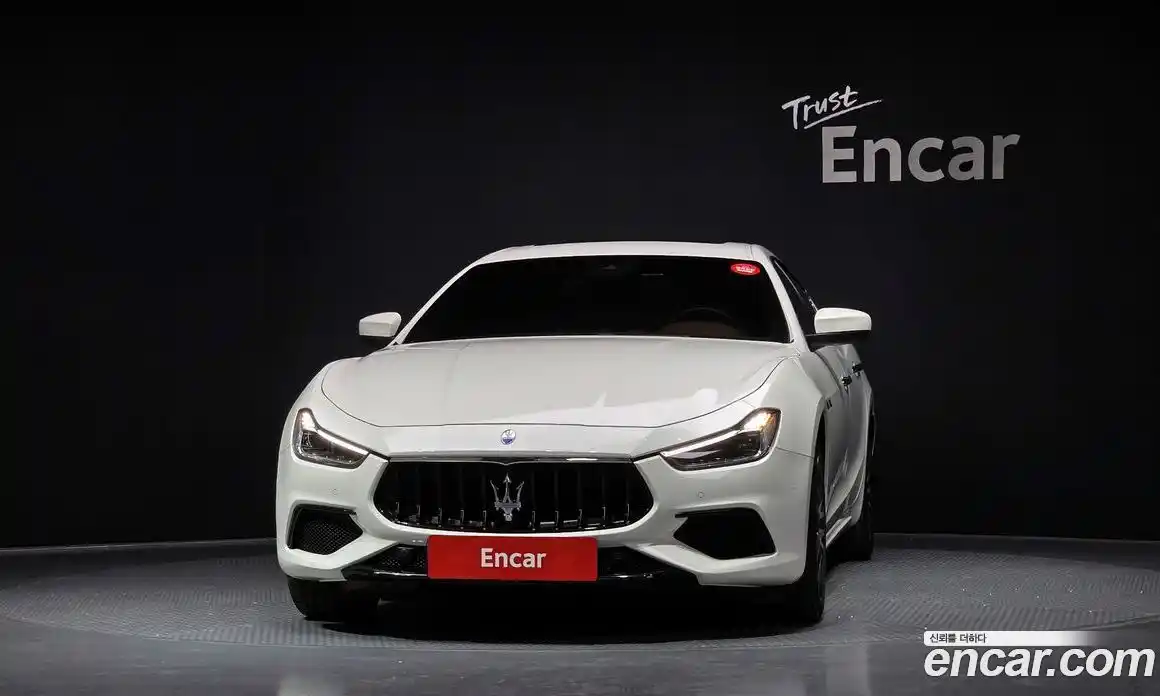 Maserati Ghibli 2021 2.0 гидро, фото 3