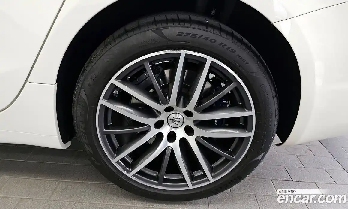 Maserati Ghibli 2021 2.0 гидро, фото 7