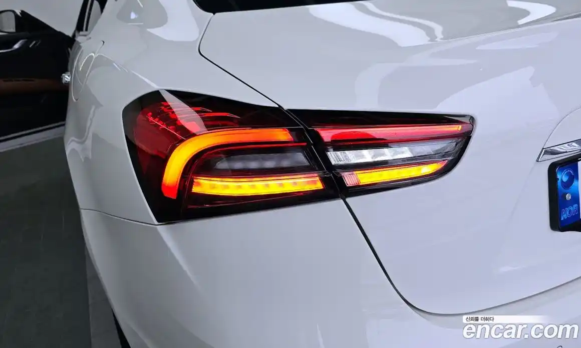Maserati Ghibli 2021 2.0 гидро, фото 9
