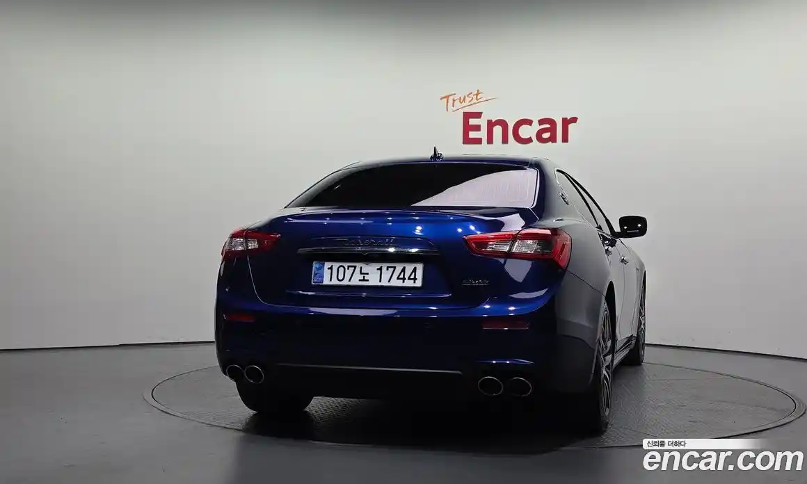 Maserati Ghibli 2015 3.0 гидро, фото 4