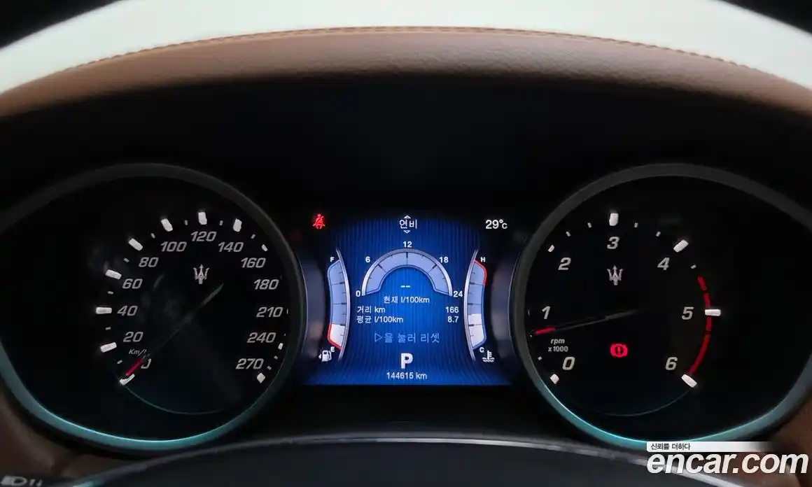 Maserati Ghibli 2015 3.0 гидро, фото 8
