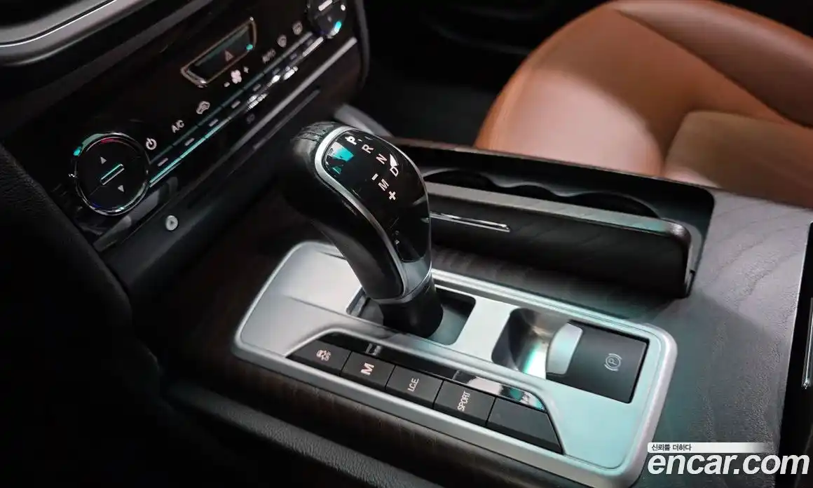 Maserati Ghibli 2015 3.0 гидро, фото 9