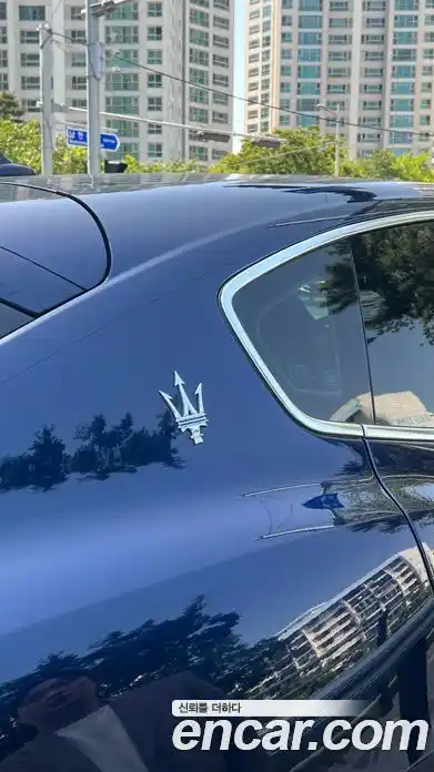 Maserati Levante 2023 2.0 гидро, фото 12
