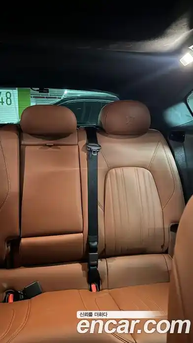 Maserati Levante 2023 2.0 гидро, фото 9