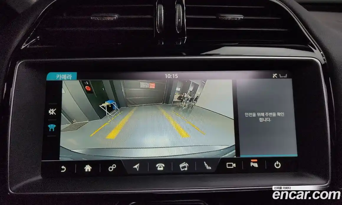 Jaguar XE 2018 2.0 гидро, фото 22