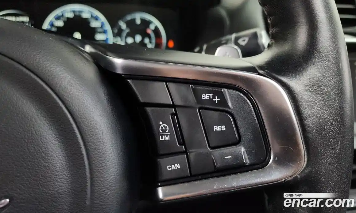 Jaguar XE 2018 2.0 гидро, фото 24