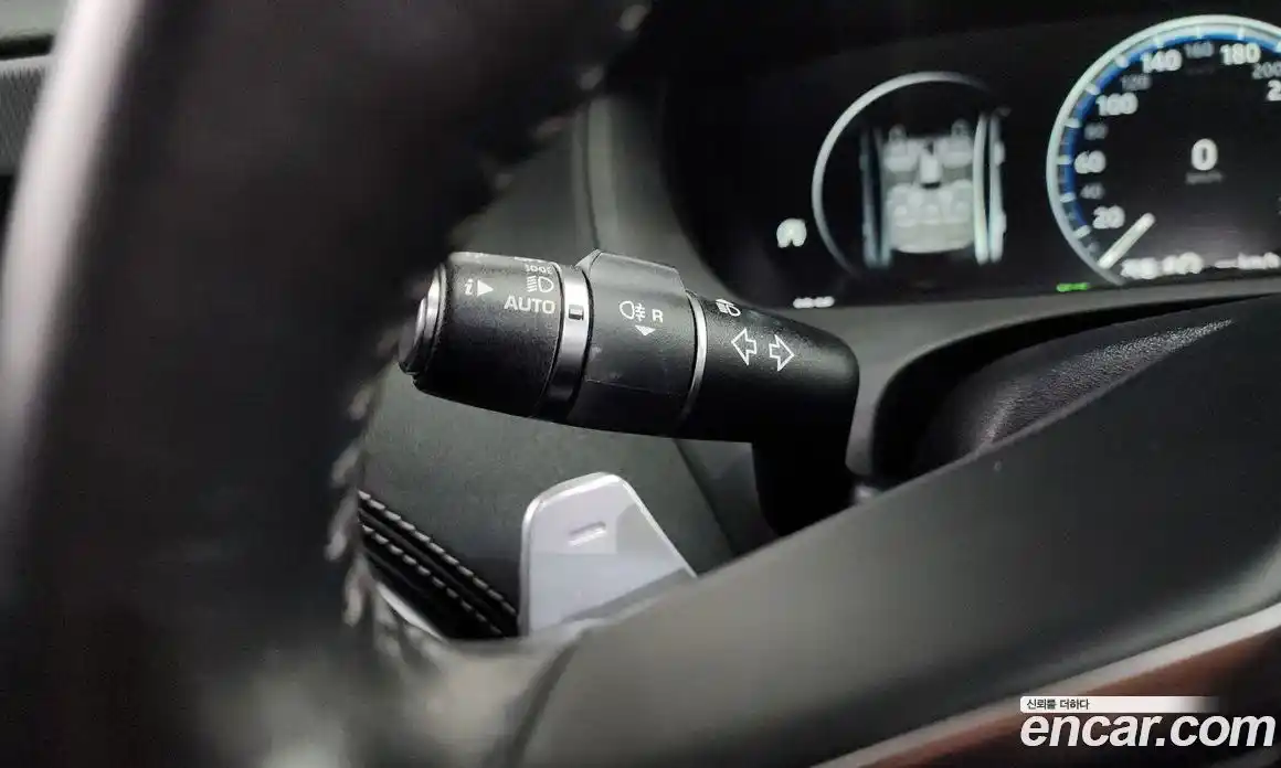 Jaguar XE 2018 2.0 гидро, фото 32