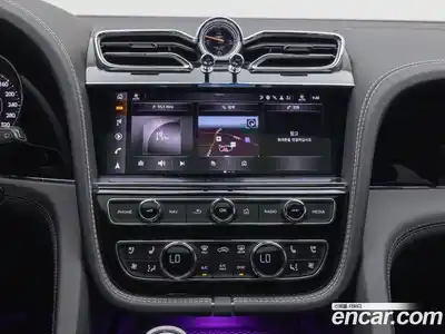 Bentley Bentayga 2025 4.0 гидро, миниатюра 11