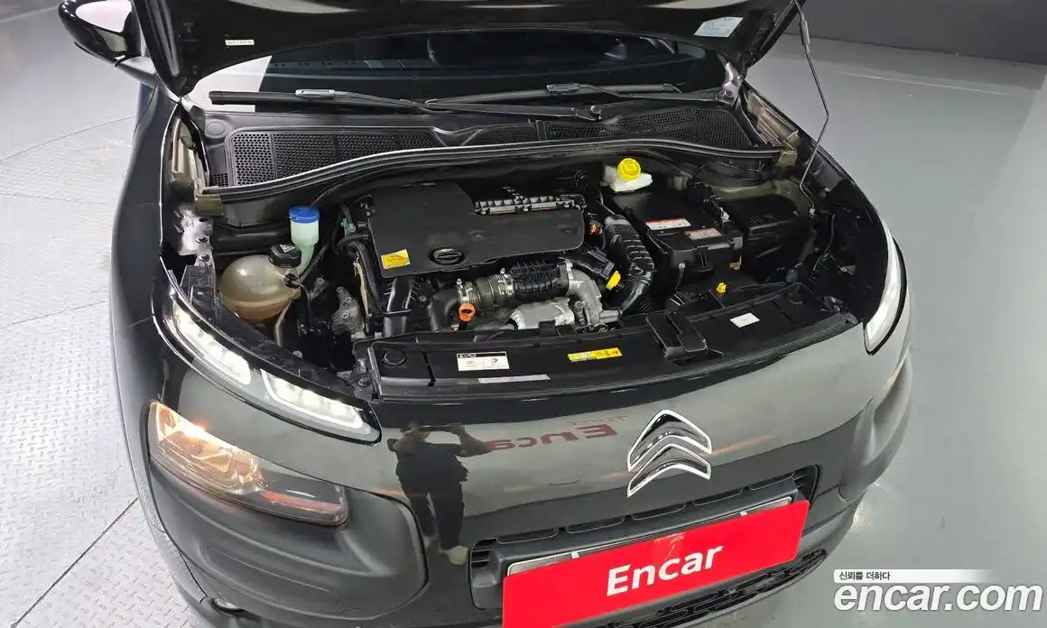 Citroen C4 Cactus 2018 1.6 гидро, фото 6
