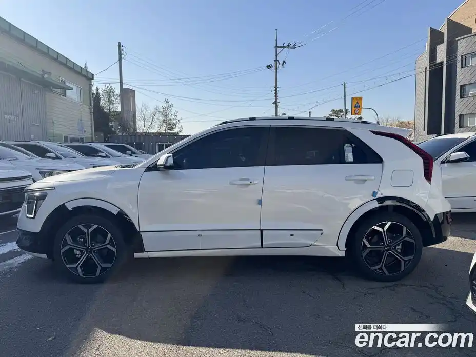 Kia Niro 2026 1.6 автомат (гидро), фото 3